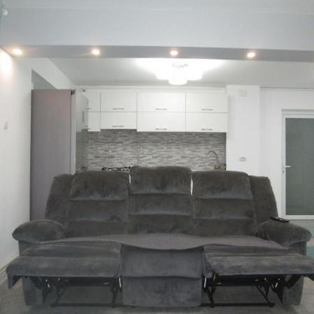 Apartament Sarra Тырговиште Экстерьер фото